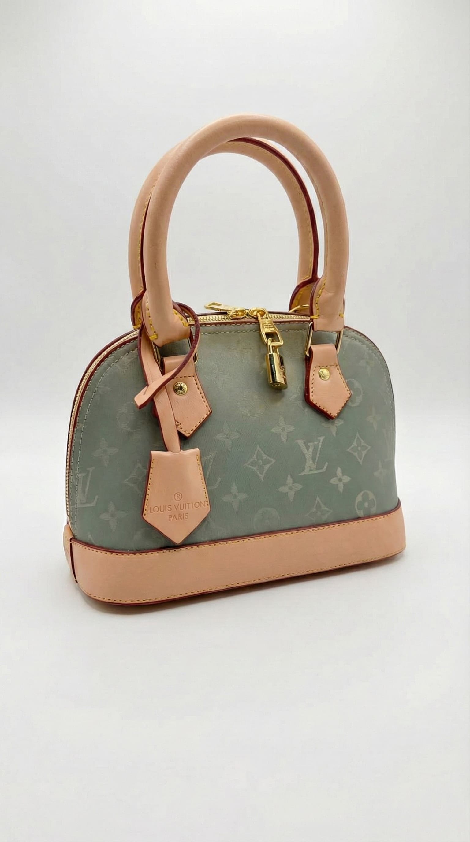 حقيبة Louis Vuitton Alma